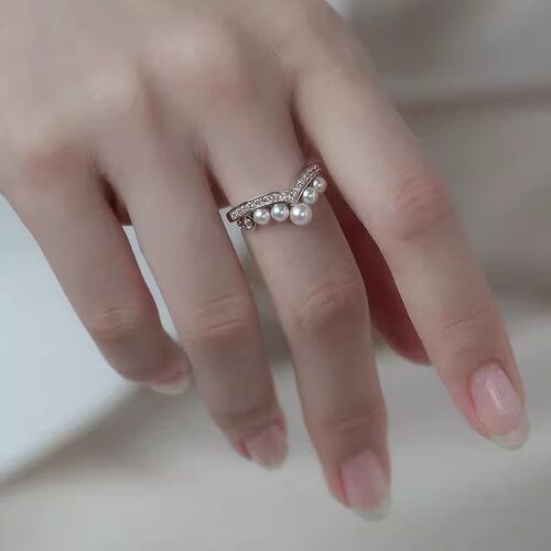 皇冠珍珠戒指女轻奢高级感欧美风时尚设计气质潮流百搭送闺蜜礼物