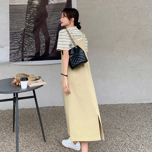 夏季韩里韩气穿搭女2025超火学院风新款条纹上衣背带裙图片