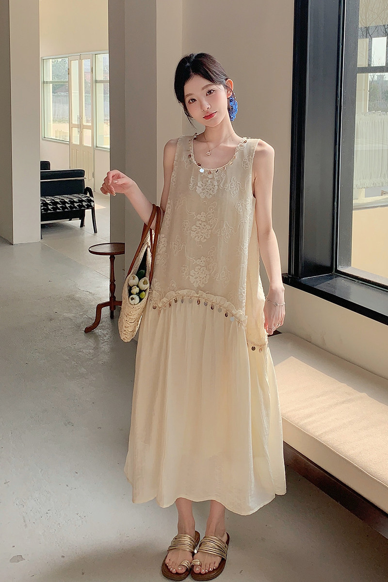 独特超好看米白色无袖连衣裙女夏2025新款绝美高级感气质减龄长裙,女装连衣裙,浙宝290（原306）