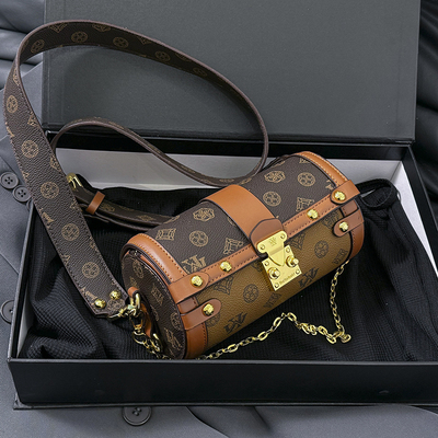 Clean Knock今年流行老花女包马鞍小包2026新款迷你包洋气斜跨包