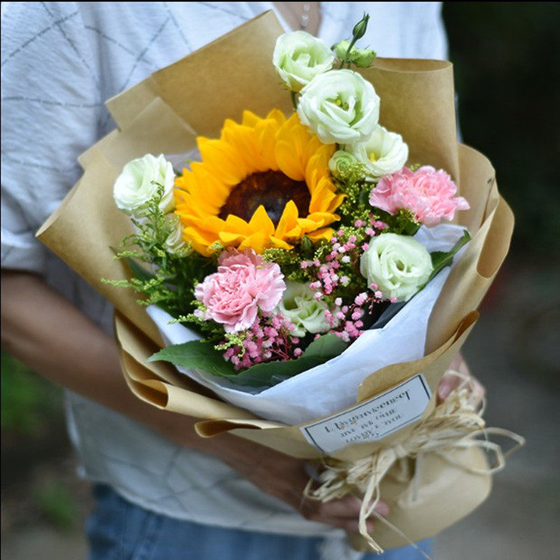 海南三亚海口同城鲜花速递玫瑰绣球桔梗百合生日花束情人节母亲节