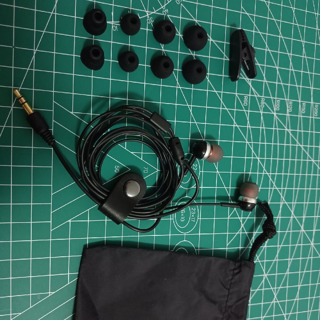 捡漏原装行货单元 cx1.00 发烧耳机