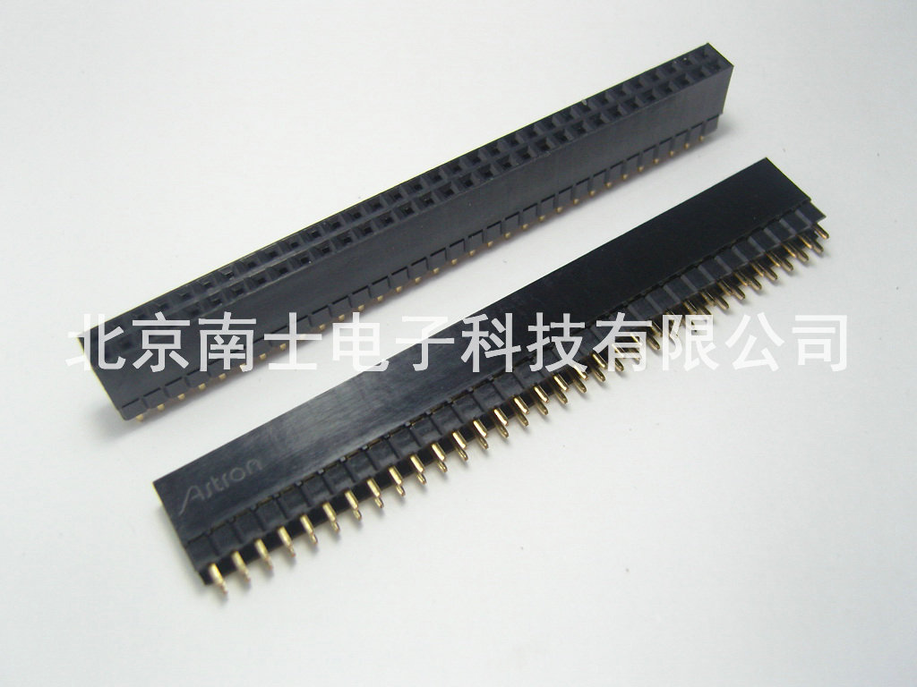 台湾插座间距短针双排座