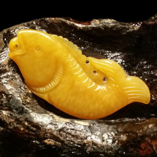 玉鱼年年有余霍山玉大别山玉吊坠玉挂件籽料黄蜡石黄龙玉特价