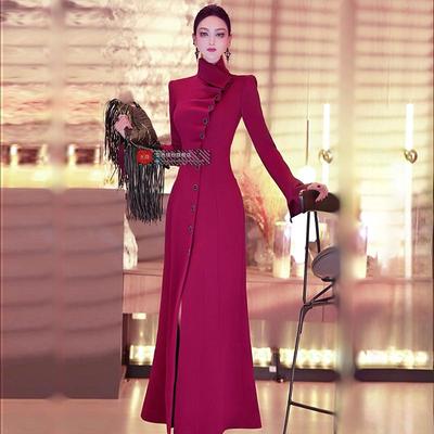 早春时尚褶皱气质女神范连衣裙2025新款英伦修身过膝大长裙