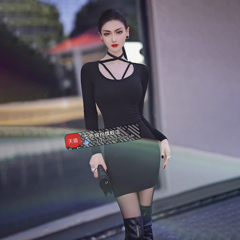 轻熟风收腰针织修身连衣裙