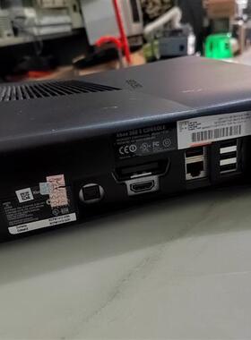 全新库存Xbox360S CONSOLE!单机!无其他配件!本全新议价