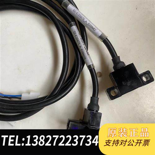 现货原装02-E35975光电开关EE-SPX405-W2A。议价