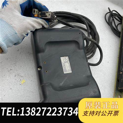 全新库存OMRON欧姆龙触摸屏 NTH25-ST121B     欧全新议价