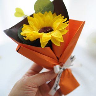 迷你小花束精致仿真花伴手高考永生花生日干花向日葵香皂花母亲节