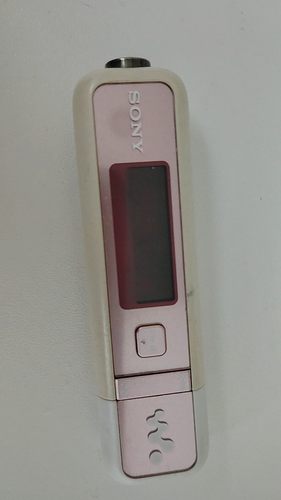 Sony索尼MP3播放器NWD-E025F更换电池包安装服务Walkman随身听