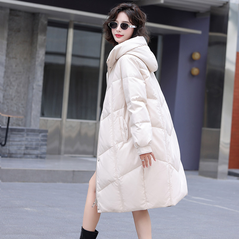 2025年冬季真皮羽绒服女中长款高端洋气连帽白鸭绒绵羊皮加厚外套