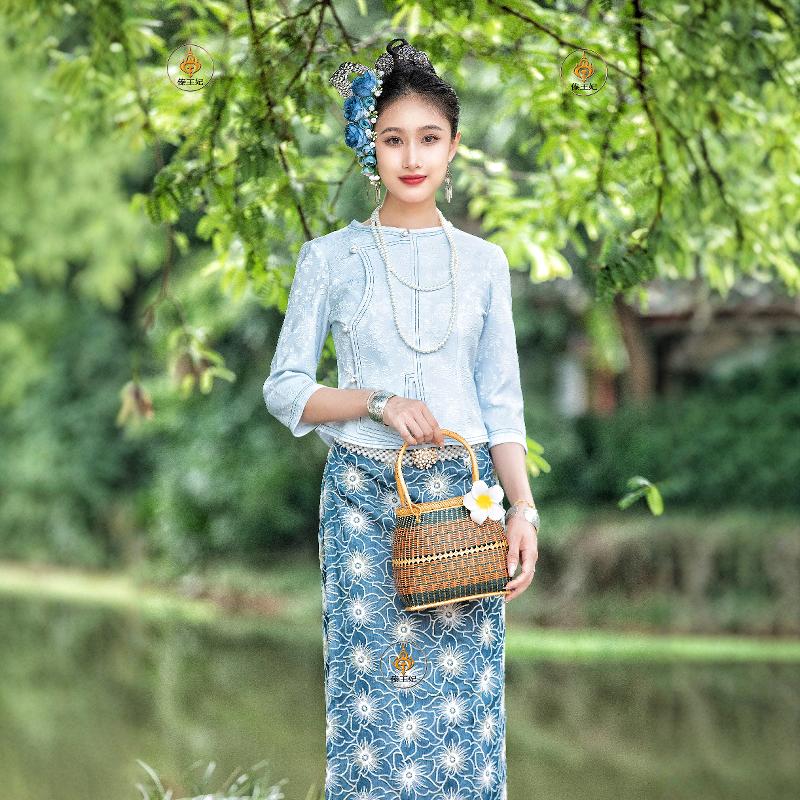 傣王妃2024绣花布显白微弹春夏服
