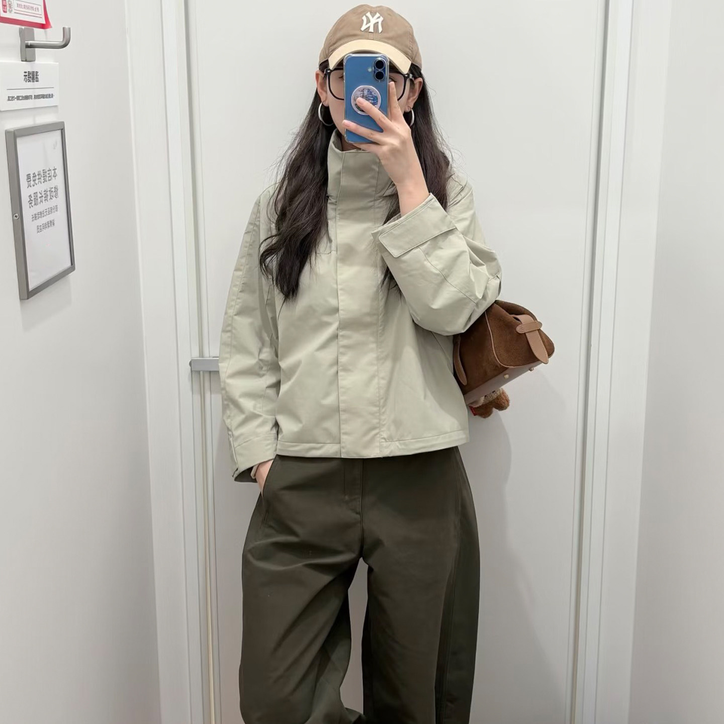 原单工厂26新款女装防风防水立领茄克连帽收纳外套夹克上衣484709