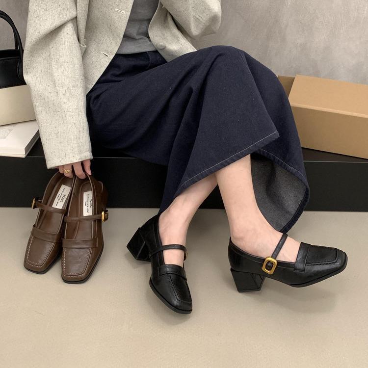 单鞋女2025秋季新款法式方头复古黑色粗跟浅口气质配裙子玛丽珍鞋