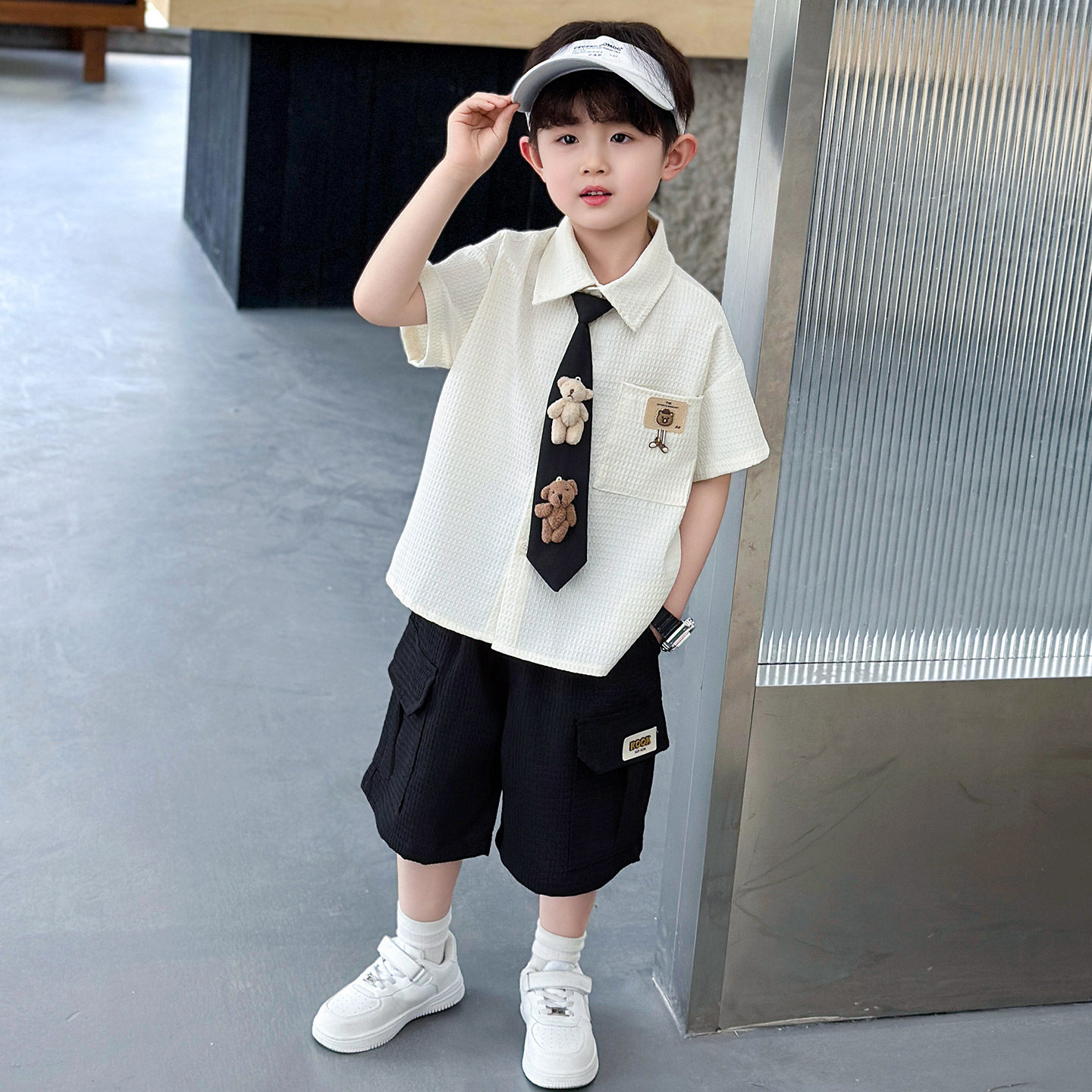 男童夏季套装2026新款韩版儿童短袖衬衫学院风宝宝短裤两件套可爱图片