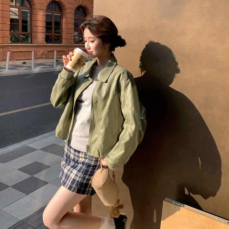 现货新款复古绿色翻领皮衣女短款甜酷风百搭显瘦夹克F620P145K228,女装皮衣,2C082