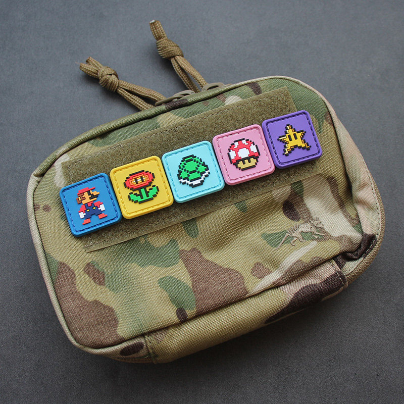 마리오 픽셀 스타일 PVC 벨크로 미니 사기 스탬프 접착제 스탬프 향수 귀여운 배지 기능성 패키지 스탬프