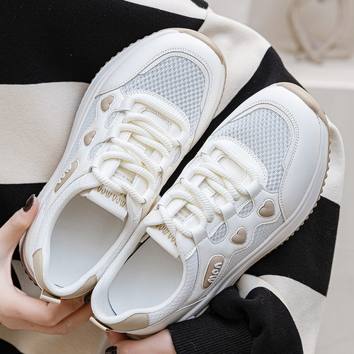 真皮大码网面透气小白鞋女41到43