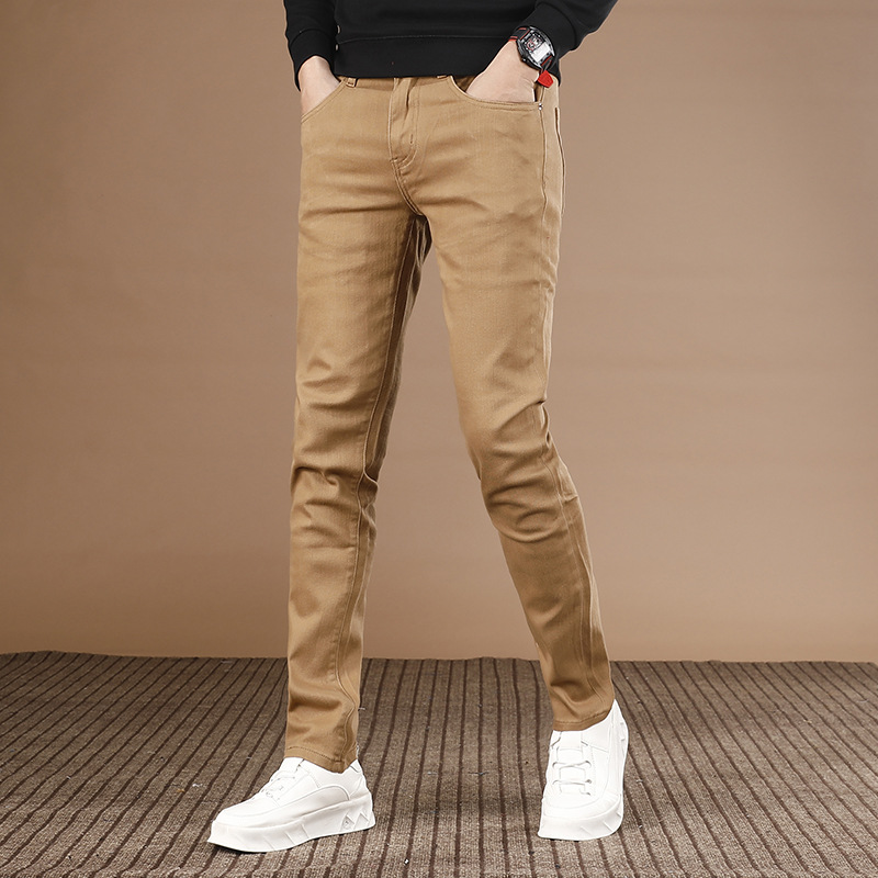 卡其色男款弹力修身牛仔裤