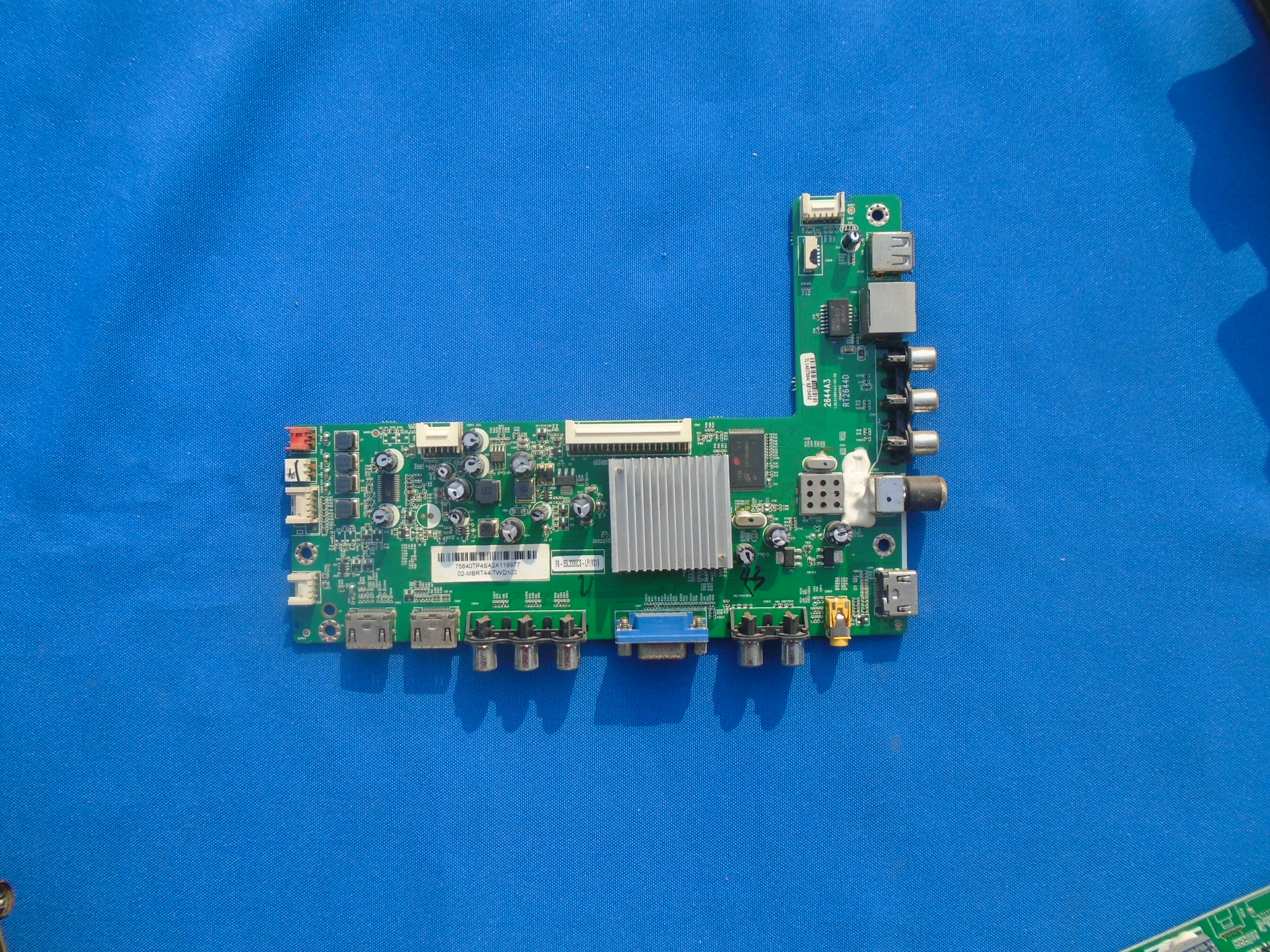 好VV原装东芝 55L3300CS 主板 2644A3 RT2644D 屏 LVF550CSDX