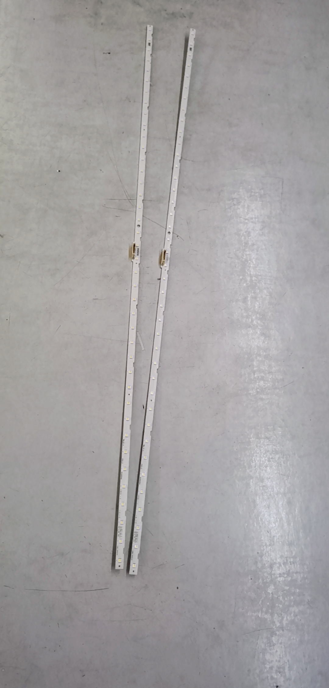 A原装三星电视 UA55RUF70AJXXZ灯条灯条 LM41-00613A BN61-15485A