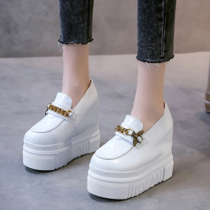 白色厚底松糕鞋链条小蜜蜂坡跟12cm超高跟浅口一脚蹬懒人休闲鞋女