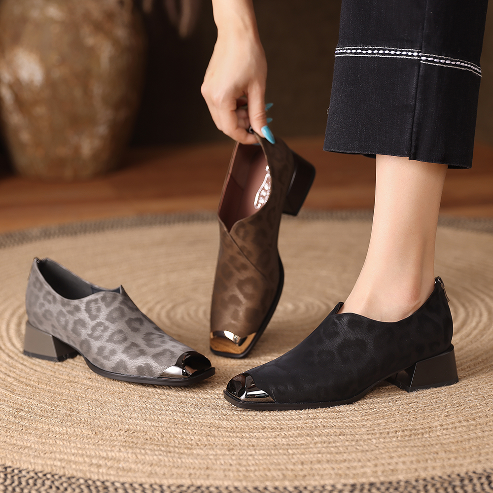 深口单鞋女春季2025新款粗跟真皮鞋豹纹防踢方头休闲通勤鞋1897-2