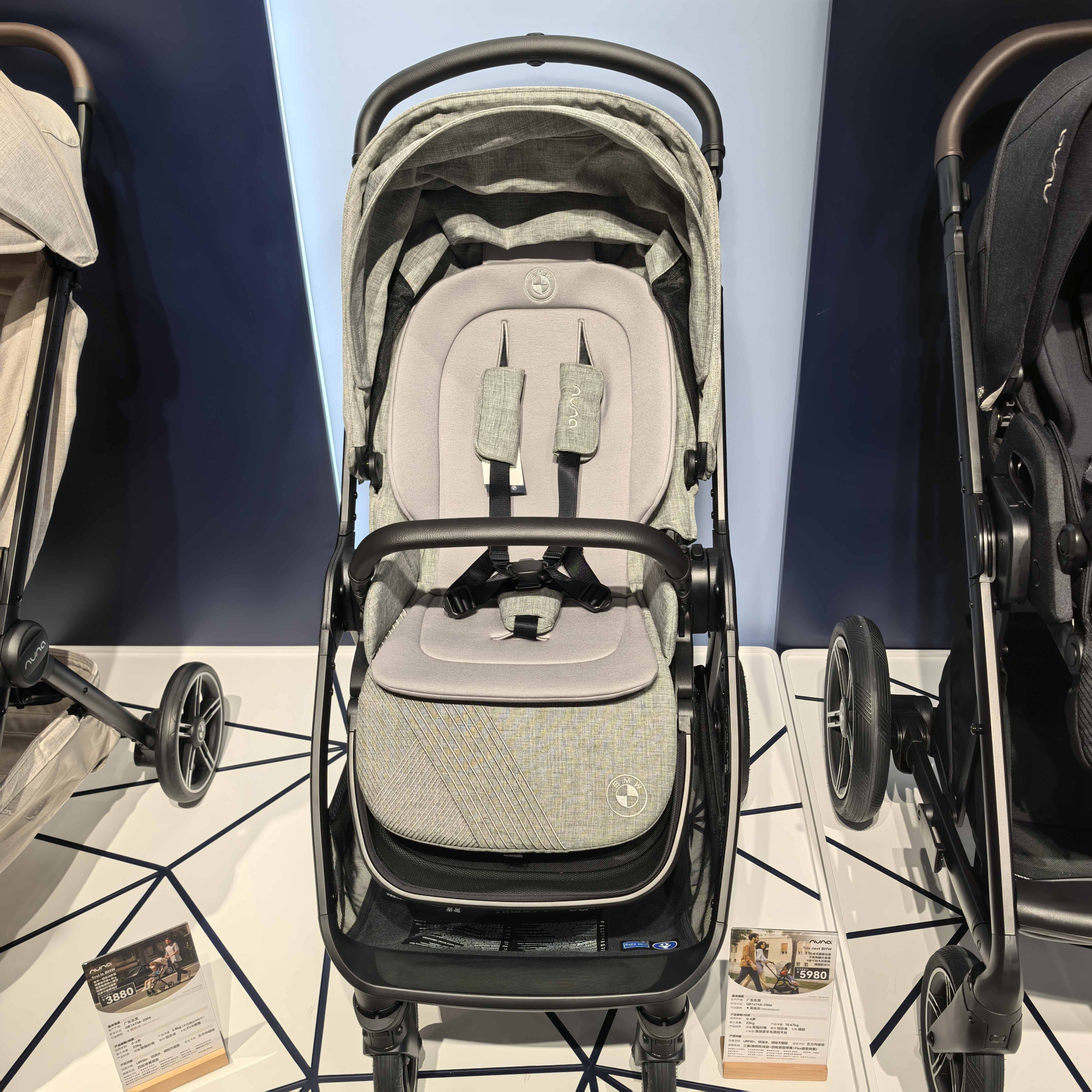 Nuna婴儿推车Triv Next凯旋者 轻便双向坐躺多功能高景观宝宝伞车