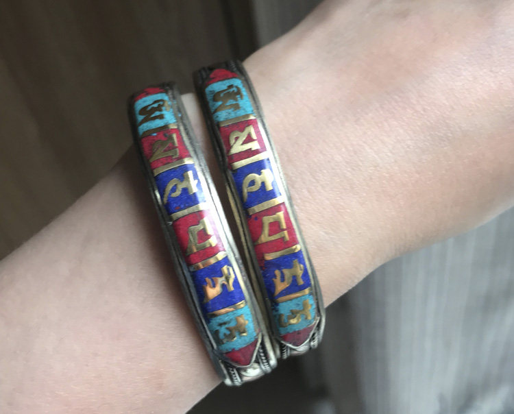 波西米亚民族风饰品尼泊尔手工彩绘三色铜手镯六字真言男女经文镯