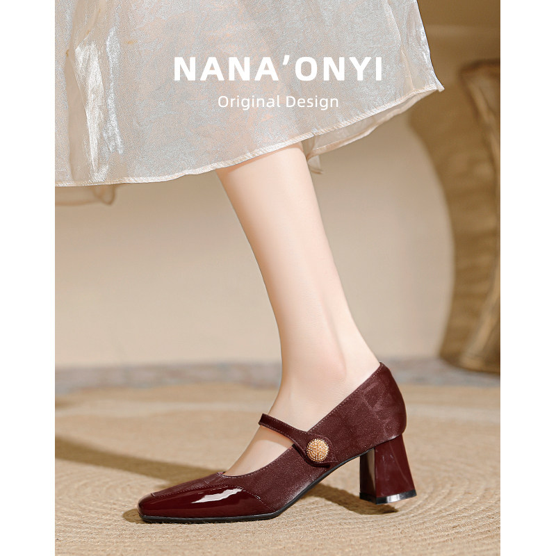 法式玛丽珍女鞋2025新款春秋真皮方头粗跟单鞋女红色婚鞋高跟鞋女