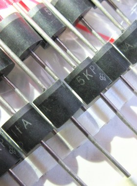 5KP11A 单向11V P600 R-6 TVS瞬态抑制二极管