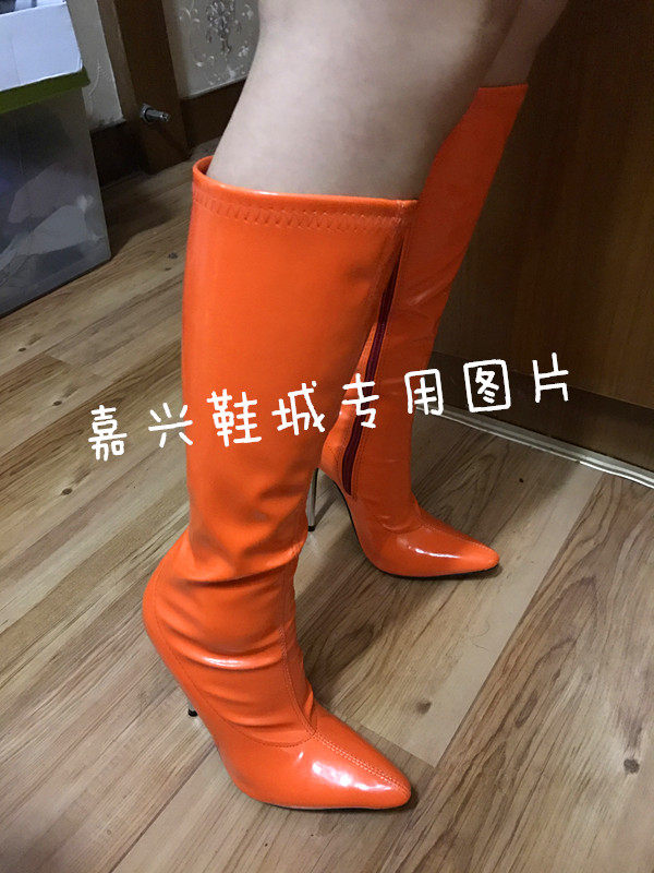 性感桔色亮面漆皮PU12厘米金属跟魅力高筒靴 A00XJZX