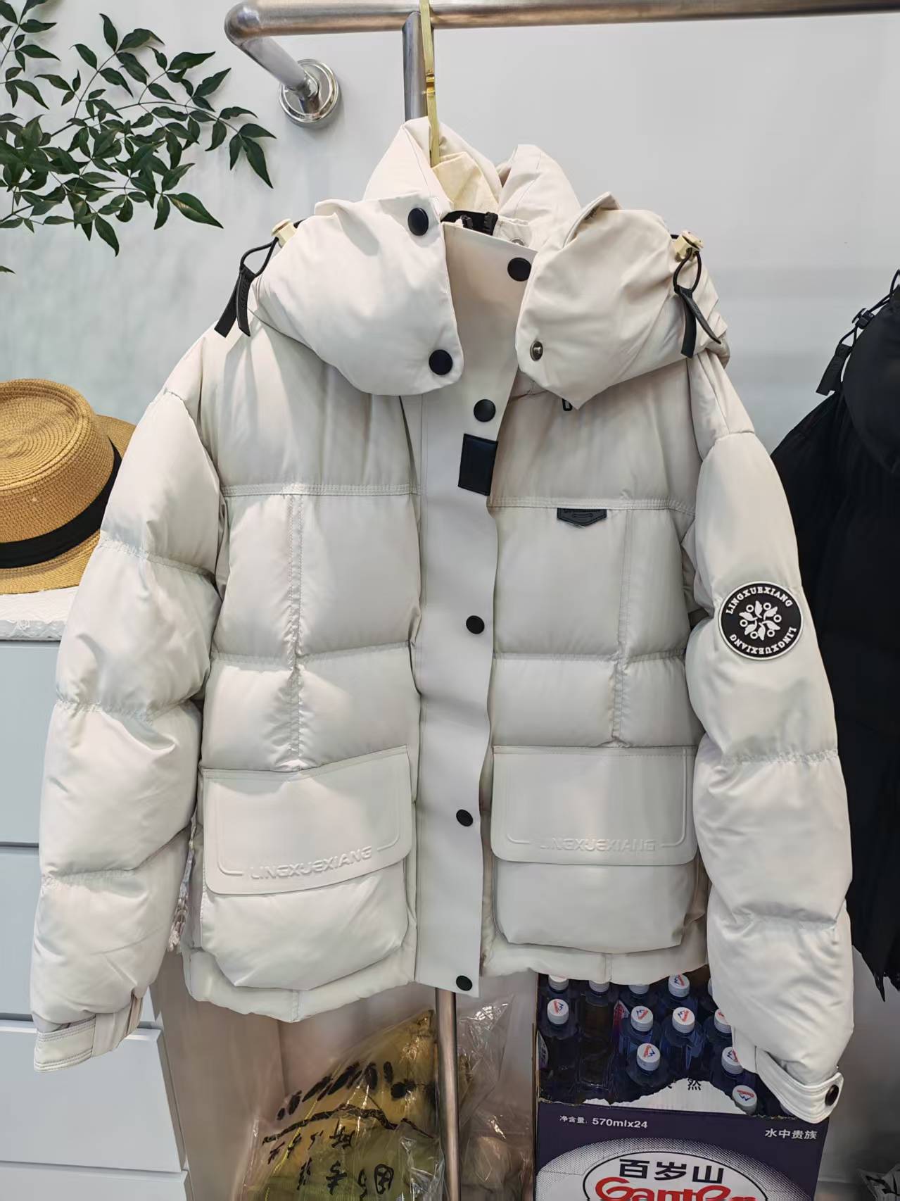 2026年秋季新款90白鸭绒男羽绒服
