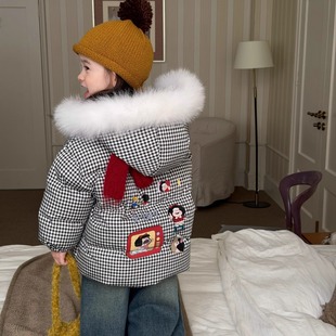 女童羽绒服中长款2025冬季韩版格子大毛领牛角扣卡通印花拉链外套