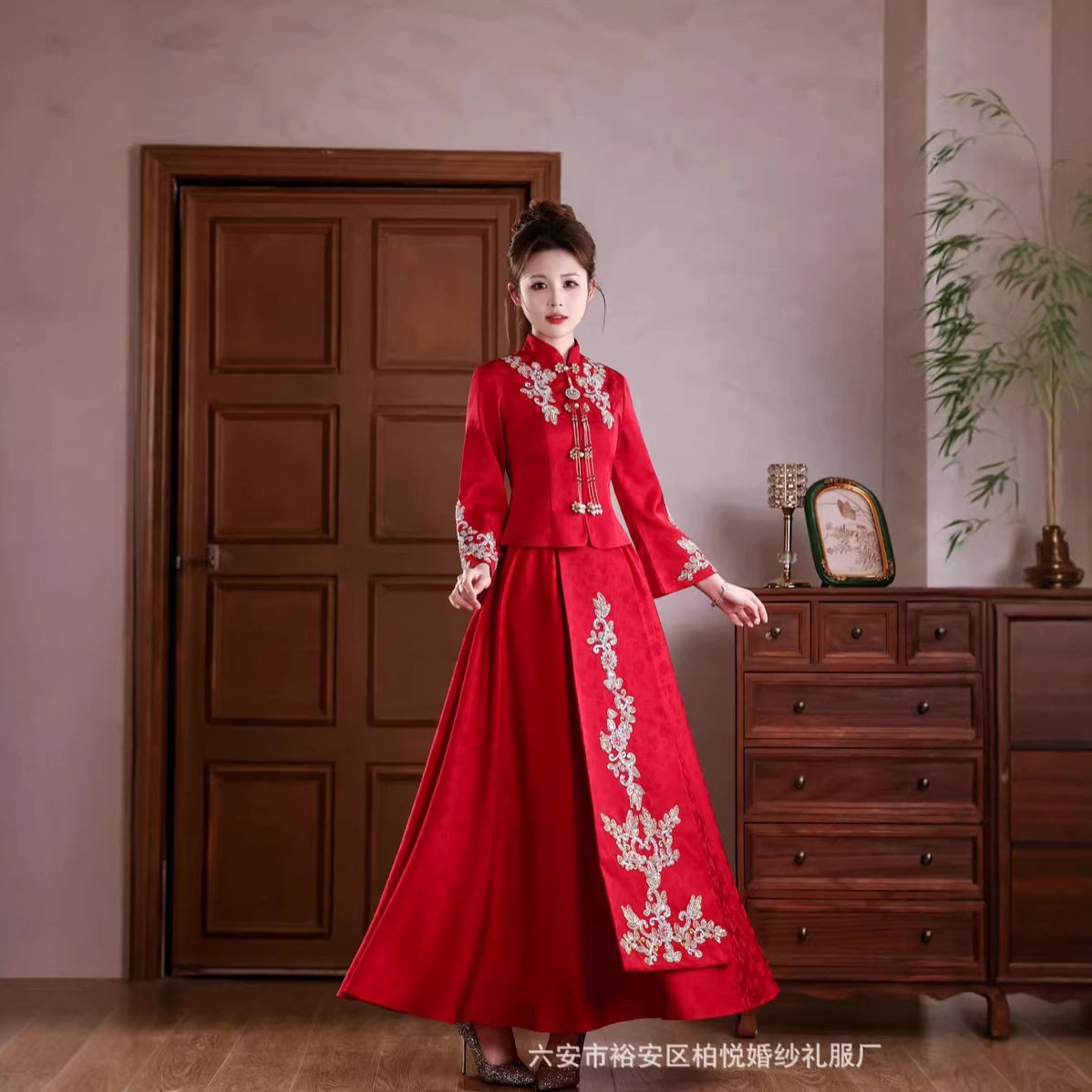红装新娘敬酒服显瘦2026新款长袖套装回娘团体中式秀禾服改良小个
