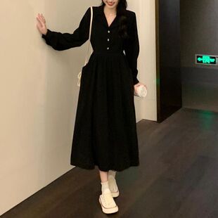 法式连衣裙女春秋季新款收腰显瘦复古黑色长袖V领连衣裙女