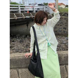 自制日系设计感苹果绿条纹衬衫女学院风夏季小清新薄荷绿长袖衬衣