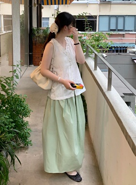 自制日系奶绿色后开叉花苞半身裙甜美温柔风设计感显瘦茧型中长裙