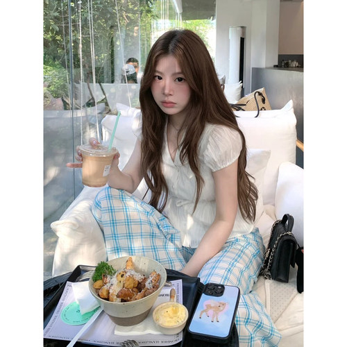 纯欲辣妹风娃娃领收腰短款衬衣