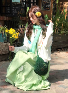 学院风苹果绿色立体花朵灯笼裙女
