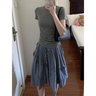 正肩上衣 短款 自制日系温柔高级灰色弹力短袖 T恤女夏甜美圆领修身