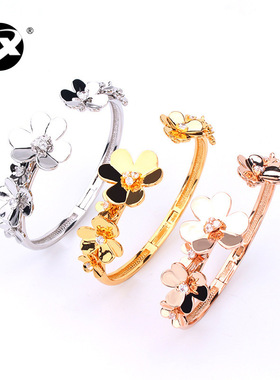 时尚创意三叶花手镯个性随意搭镀金三花手环女式小奢网红手饰品