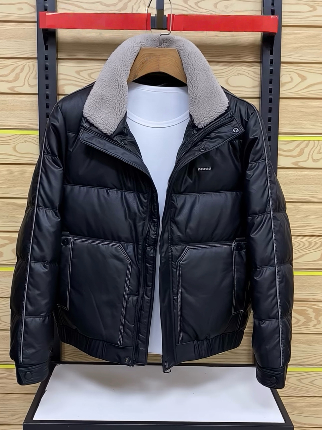 高端白鸭绒皮羽绒服男冬季潮牌2025新款修身短款男士加厚翻领外套