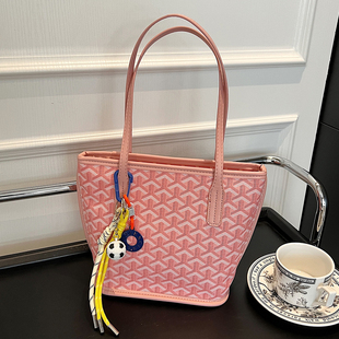 高级感小众包包女式2025新款时尚单肩手提包大容量上班通勤托特包