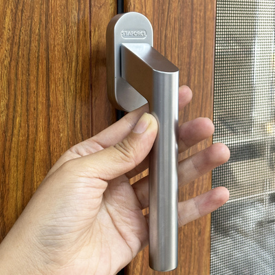 斯坦福把手STAFORCE窗纱一体执手