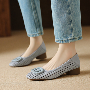 羊皮 跟高3CM法式优雅镂空时尚经典百搭粗跟方头浅口凉鞋