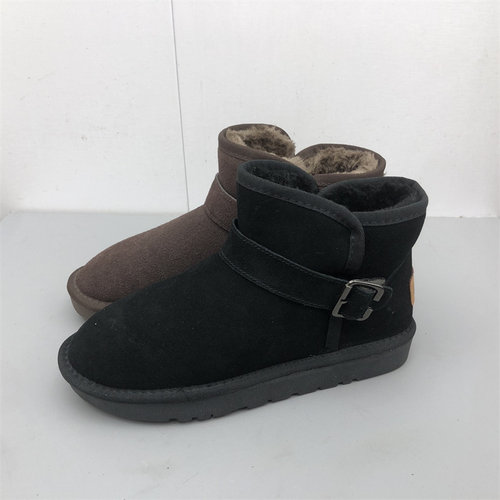 休闲棕色雪地靴舒适冬季车缝线