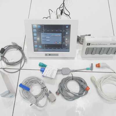 EDWARD LIFESCIENCES EV1000M PATIENT HEMODYNAMIC MONITOR DATA