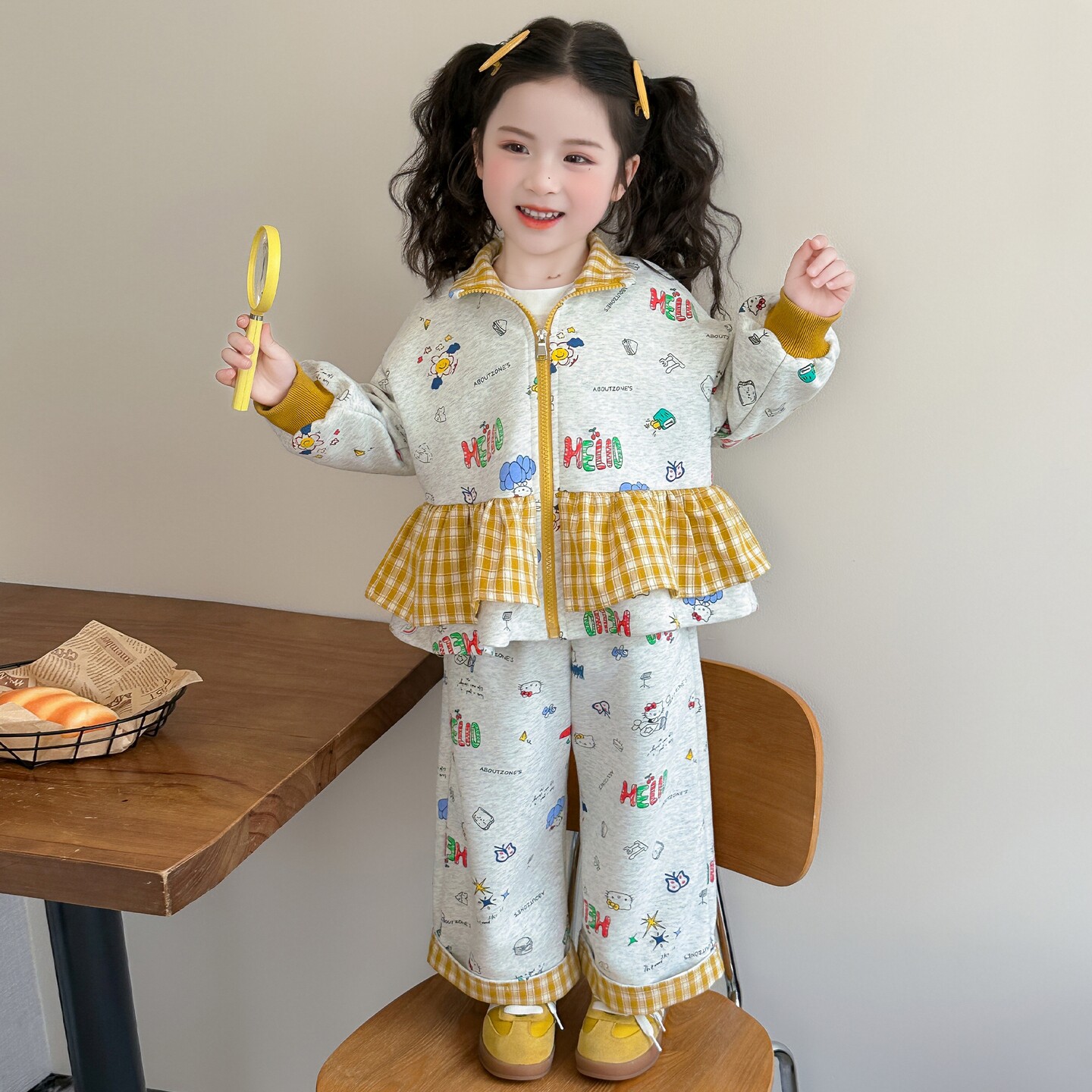 女宝宝卫衣外套套装涂鸦小女孩春装休闲两件套女童洋气春装运动风